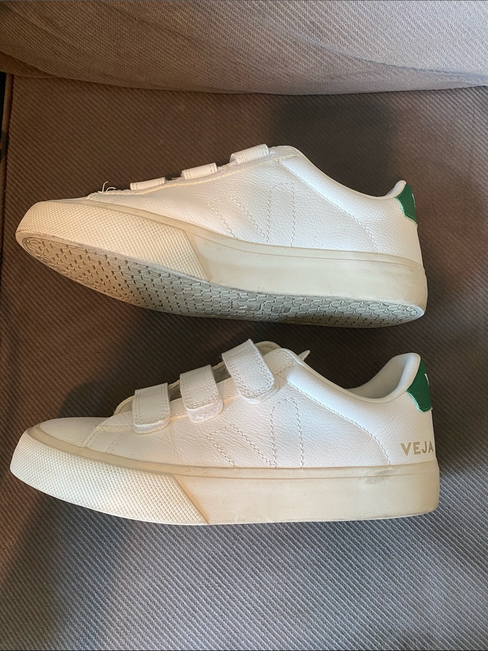 Veja Velcro Sneakers - Picture 3 of 6